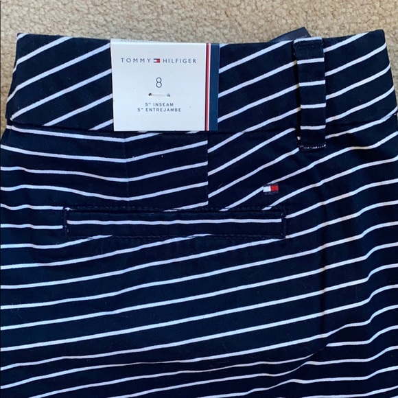 Tommy Hilfiger short shorts - NWT - size 8 - Picture 3 of 7